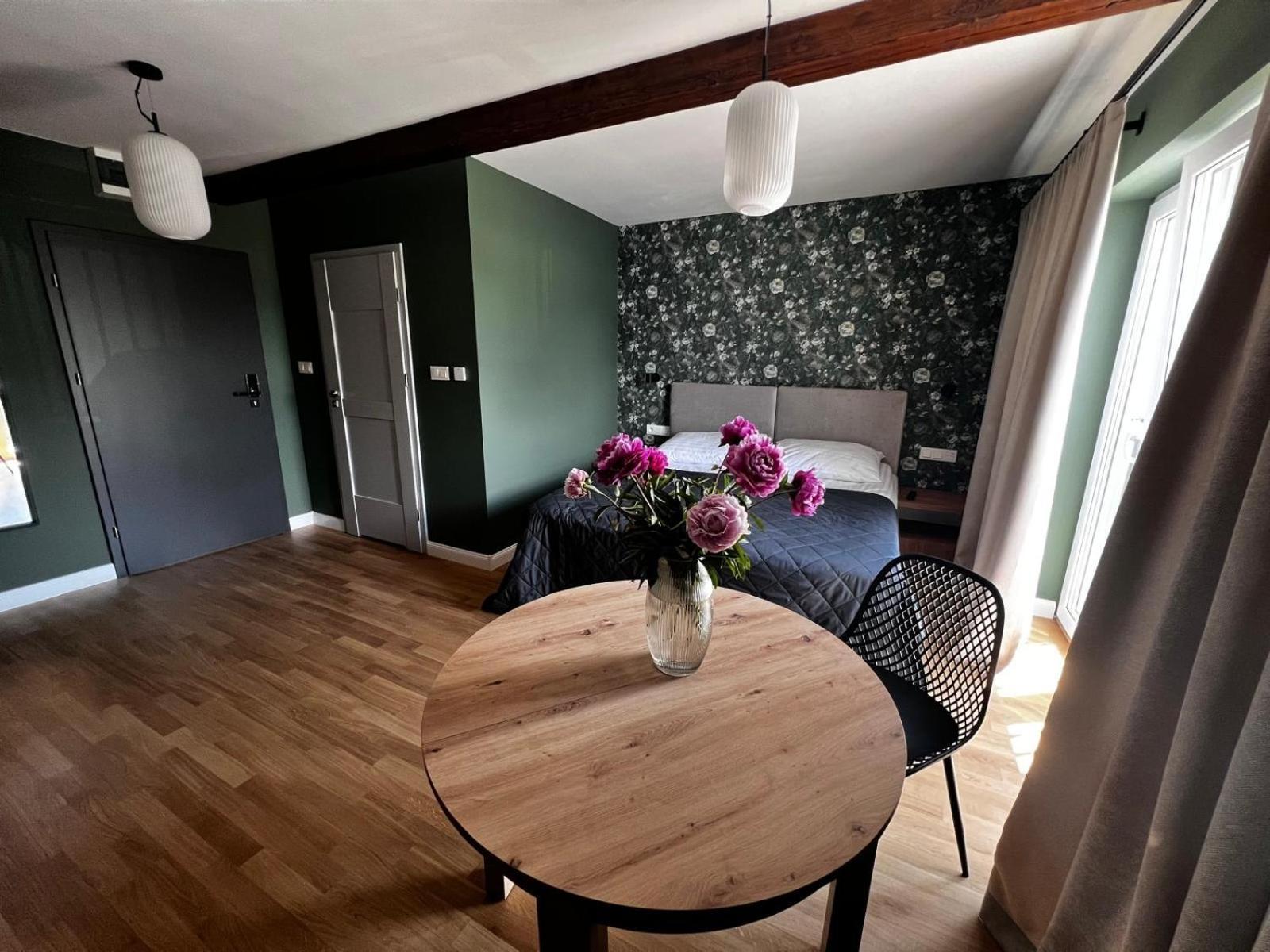 Apartamenty Sw Stanislawa Скерневице Екстериор снимка