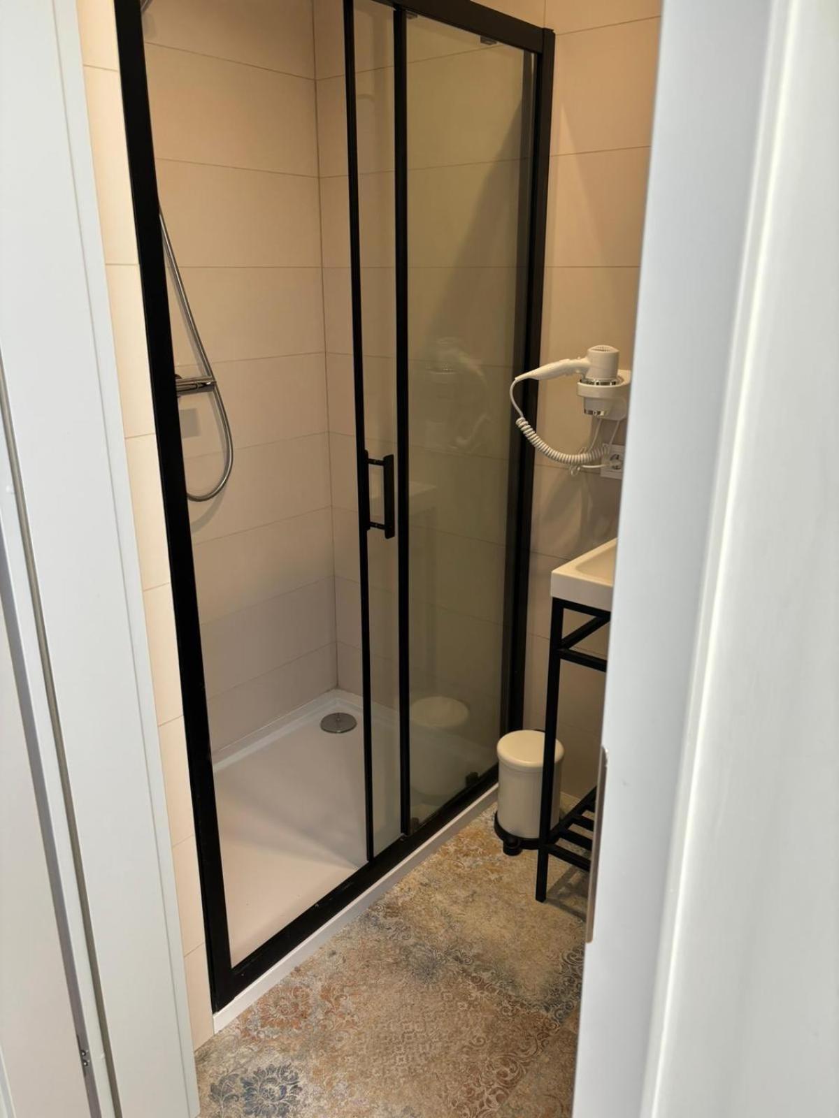 Apartamenty Sw Stanislawa Скерневице Екстериор снимка